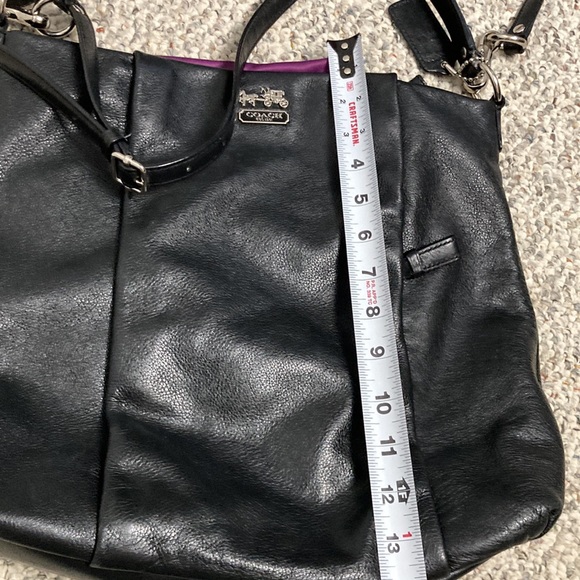Black leather Coach purse - Picture 10 of 11